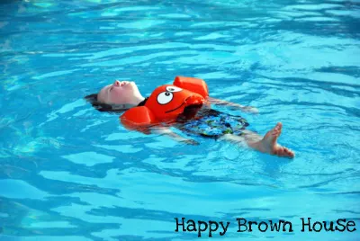 floating https://happybrownhouse.com