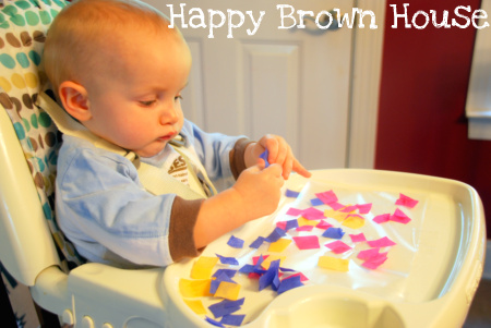 Toddler Tissue Paper Mosaic from @happybrownhouse www.happybrownhouse.com