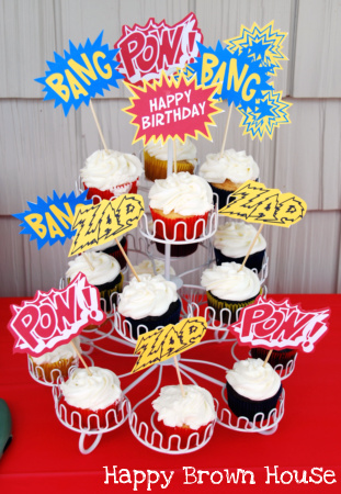 superhero cupcakes using free printable cupcake toppers