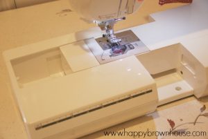 removable sewing arm on a sewing machine