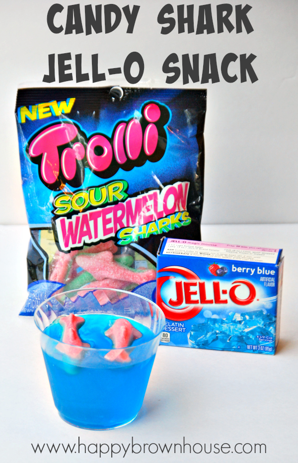 Candy Shark Jello Snack Cups--perfect for an easy summer treat during Shark Week, a pirate birthday party, or the beach.