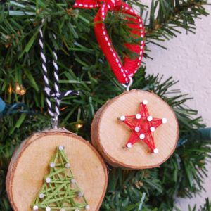 The wood slice string art ornament is a way to bring the rustic feel into your home for Christmas. It's easy enough for kids to make and strengthen fine motor skills. Looks great on your tree.
