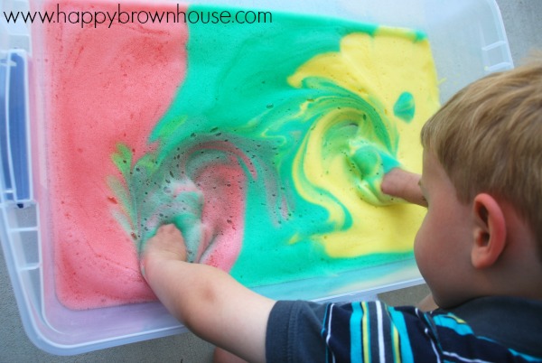 This Soap Foam Sensory Bin is a fun, hands-on sensory experience for toddlers and preschool age kids.