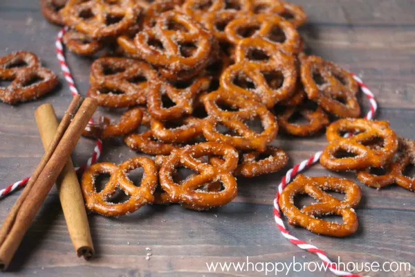 These Cinnamon Sugar Pretzels are so easy to make! They would make a great Christmas neighbor gift, teacher gift, or just a special snack for the family.