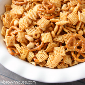 This Crockpot Chex Mix Recipe is the perfect mixture of salty and sweet. Easy to make for a chex mix snack or for a party or an special neighbor gift.