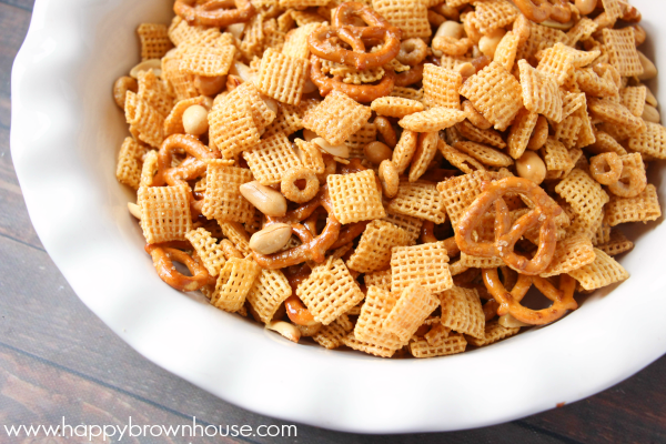 This Crockpot Chex Mix Recipe is the perfect mixture of salty and sweet. Easy to make for a chex mix snack or for a party or an special neighbor gift. 