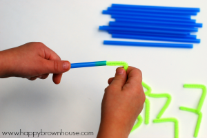 Straw and Pipe Cleaner Busy Bag - Happy Brown House